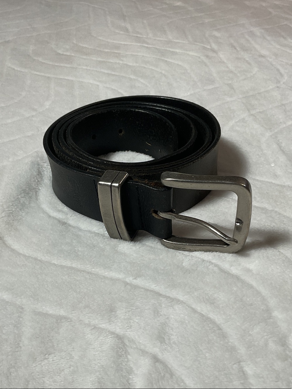 Silver Jeans distressed brown leather belt